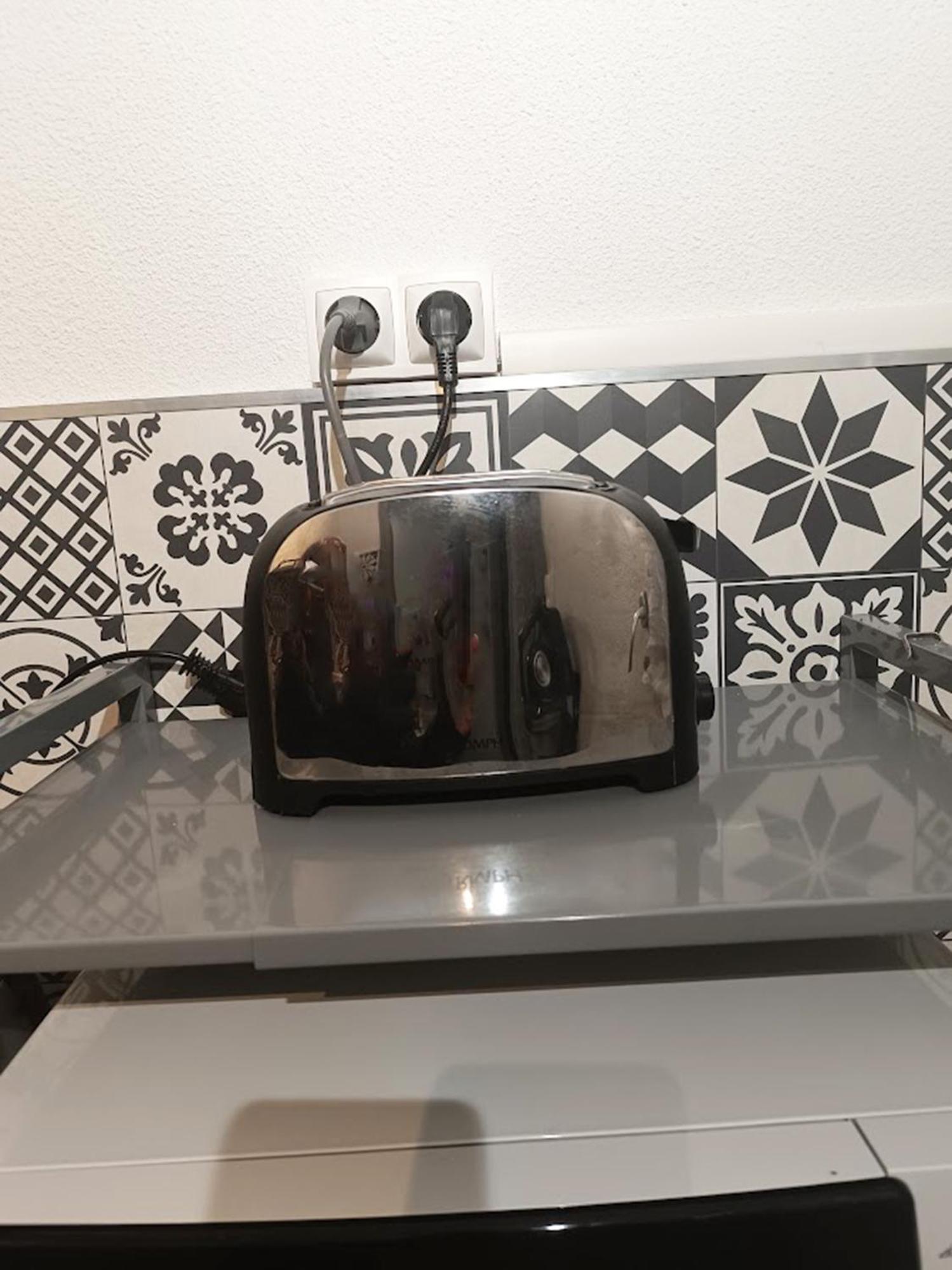 Le Reflet Des Montagnes, Studio, Centre Luchon, 4 Personnes Bagnères-de-Luchon Exterior foto